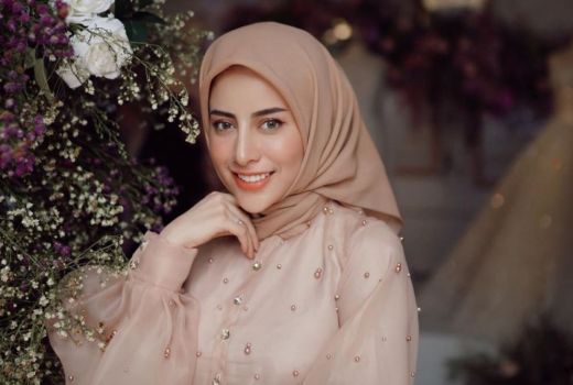 5 Padu Padan Hijab Kece Ala Selebgram, Nomor 2 Wajib Ditiru! - GenPI.co