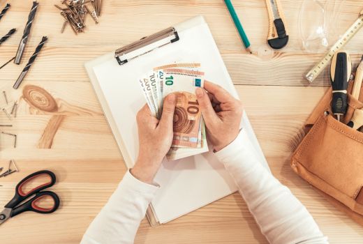 Kecerdasan & Kerja Keras Bikin 5 Zodiak ini Banyak Uang - GenPI.co