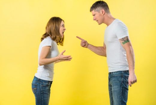 Gampang Minta Putus, Bisa Jadi Mengidap Sindrom Mendadak Jijik - GenPI.co
