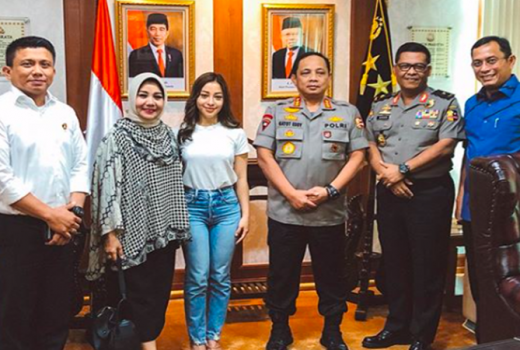 Bareng Pak Polisi, Si Cantik Nikita Willy Siap Berantas Narkoba - GenPI.co