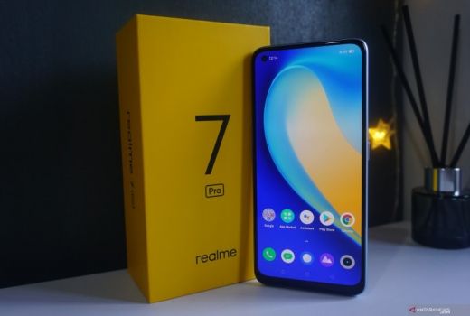 Isi Daya Realme 7 Pro Cepat Banget, Setengah Jam sudah Penuh - GenPI.co