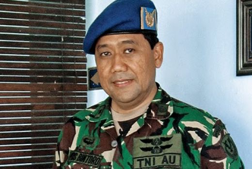 Selain Tentara Berpangkat Letkol, Pria ini adalah Seorang Pastor - GenPI.co