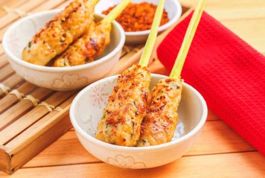 Bosan Sama Sate Ayam, Yuk Coba Masak Sate Lilit Tempe - GenPI.co