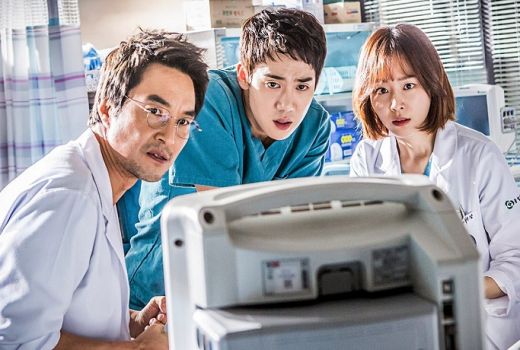 4 Deretan Drama Korea, dari Kisah Percintaan hingga Persahabatan - GenPI.co