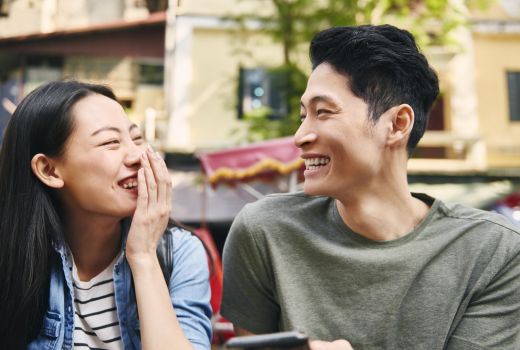 Kenapa Cewek Suka Cowok yang Jago Ngelawak? - GenPI.co