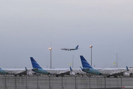 Pesawat Garuda Disemprot Cairan Khusus Penangkal Virus Corona - GenPI.co