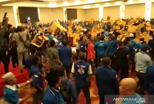 Kongres PAN Rusuh, 30 Orang Terluka - GenPI.co