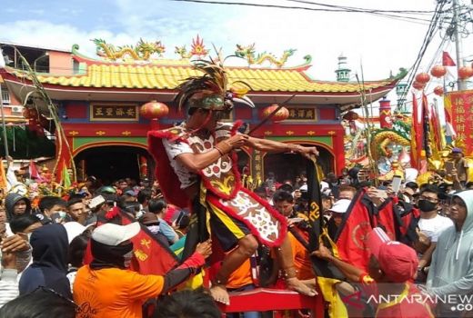 Tatung Australia Meriahkan Cap Go Meh Singkawang - GenPI.co