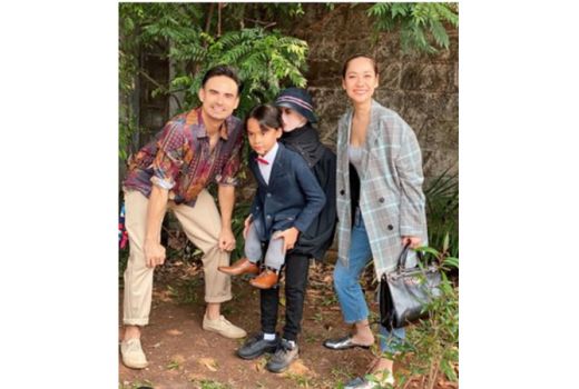 Kenangan Tak Terlupa, Ashraf Buatkan Kostum Keren Buat Noah - GenPI.co