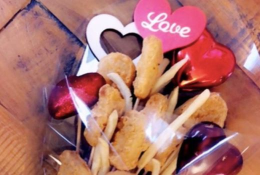 Pacarmu Hobi Makan, Kasih Aja Bouquet Chicken Nugget - GenPI.co