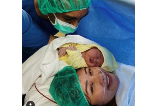 Anak Lahir: Glenn Fredly Tutup Komentar, Tenang! Bisa Lewat Mutia - GenPI.co