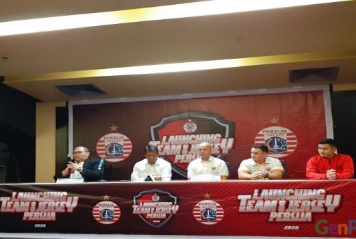 Pemain Muda Persija Dwiki Arya Siap Menghadapi Geylang FC - GenPI.co