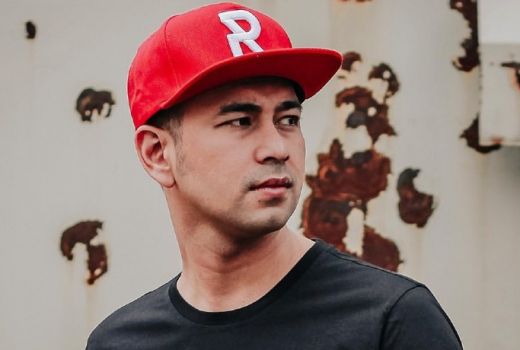 Selain Koleksi Mobil Sport, Raffi Ahmad Hobi Ngelus Si Jantannya - GenPI.co