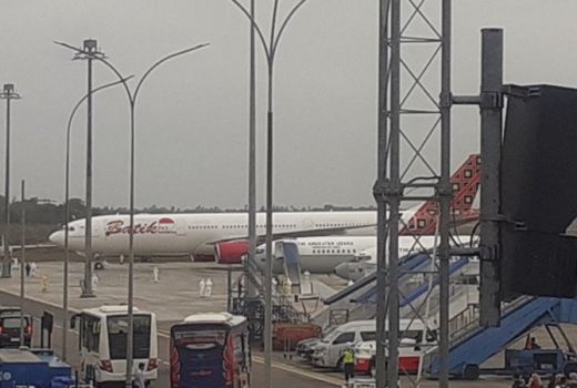 Wabah Virus Corona China: 243 WNI dari Wuhan Tiba di Batam - GenPI.co