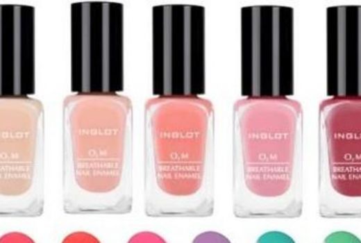 Kutek Inglot, Bikin Kuku Cantik dan Bisa Dipakai Salat - GenPI.co