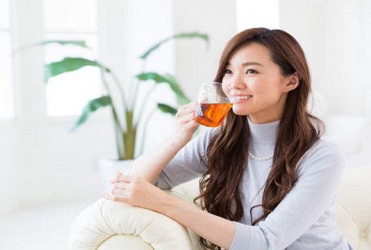 Minum Jus Wortel, Kunyit dan Jahe Bikin Kulit Wanita Mulus - GenPI.co