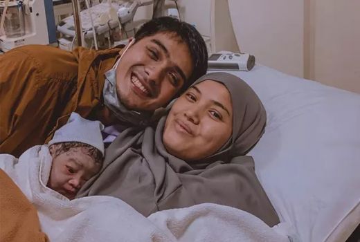 Selamat! Ricky Harun Dikaruniai Anak Keempat - GenPI.co