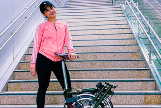 Punya Tubuh Bugar, Vanessa Angel Hobi Bersepeda - GenPI.co