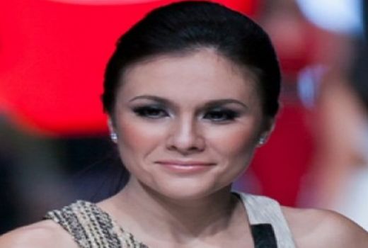 Wulan Guritno Pamer Bodi bak Gitar Spanyol - GenPI.co