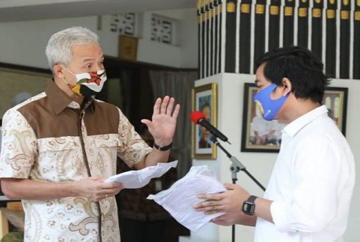 Pesan Politik Rahasia Ganjar untuk Cawalkot Solo Gibran - GenPI.co