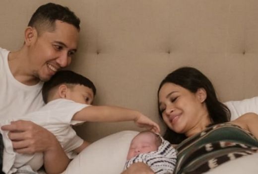Siapkan Tenun Alor, Detik-detik Andien Aisyah Lahirkan Anak Kedua - GenPI.co