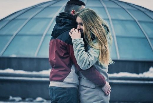 Tulus Banget, 3 Wanita ini Mencintai Pacarnya Apa Adanya - GenPI.co