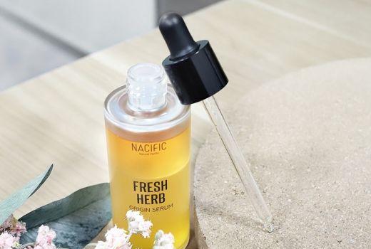 Nutrisi Kulit Wajah Gunakan Nacific Fresh Herb Origin Serum - GenPI.co