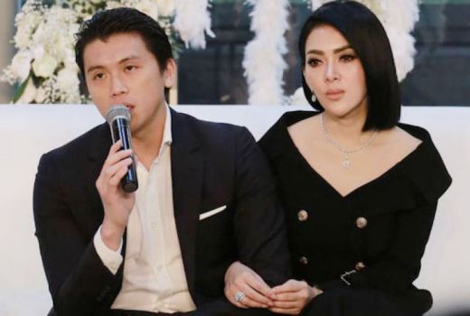 Berita Top 5: Syahrini vs Ayah Angkat, Mobil CR7 Pelat Banyuwangi - GenPI.co