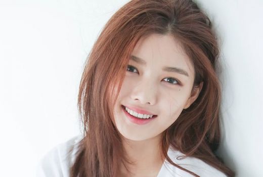 Lebih Dekat dengan Kim Yoo Jung, Pesonanya Luar Biasa - GenPI.co
