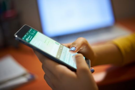 Ikut Tangani COVID-19, WhatsApp Batasi Penerusan Pesan - GenPI.co