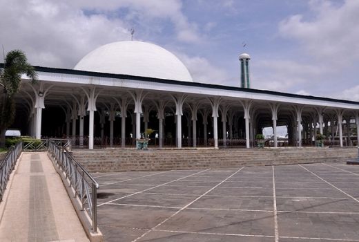Punya 1.000 Tiang, Masjid Agung Al Falah Kebanggaan Jambi - GenPI.co