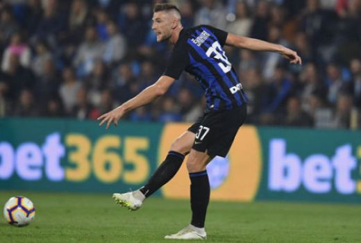 Milan Skriniar Jadi Rebutan, Inter Milan Pasang Harga Rp 1,2 T - GenPI.co