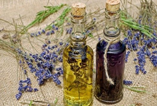 4 Jenis Wewangian Aroma Terapi yang Ampuh Atasi Migrain - GenPI.co