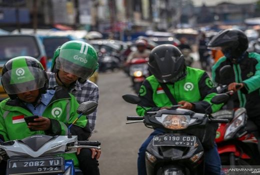 Kemarin Dilarang, Sekarang Ojek Online Boleh Angkut Penumpang - GenPI.co