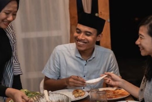 Biar Tetap Semangat, Konsumsi 4 Jenis Makanan Ini Saat Sahur - GenPI.co
