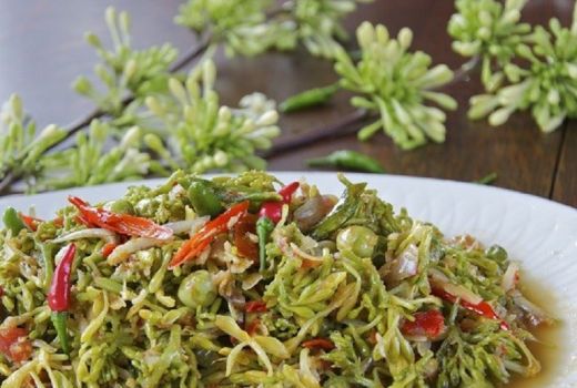 Bikin Tumis Bunga Pepaya Untuk Berbuka Puasa Bareng Keluarga - GenPI.co