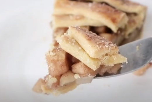 Makanan Kekinian 2020: Yuk, Bikin Cinnamon Apple Pie - GenPI.co