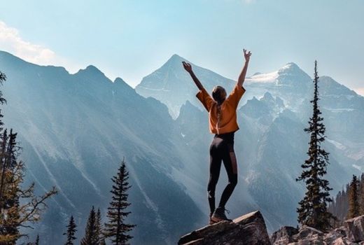Ingin Coba Mendaki Gunung? Lakukan Hal Ini Supaya Aman dan Nyaman - GenPI.co