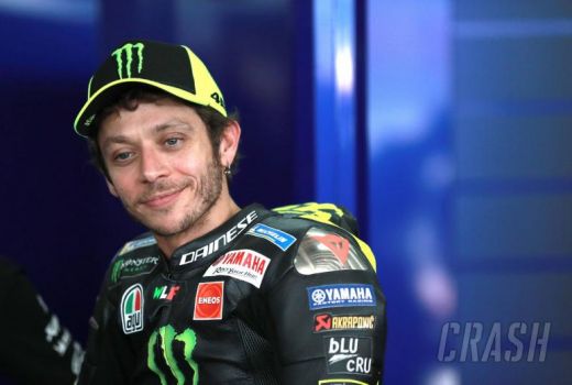 Valentino Rossi Blak-blakan, Ngaku Kewalahan - GenPI.co