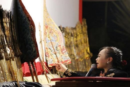 Dyah Ayu Kusumaningtyas, Dalang Cilik Berprestasi - GenPI.co