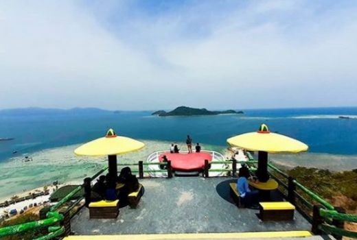 Pantai Sari Ranggung, Destinasi Favorit di Lampung - GenPI.co
