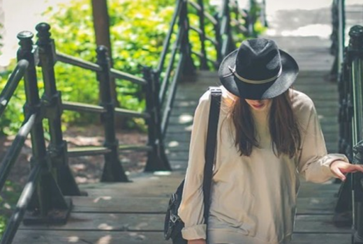 4 Model Tas yang Cocok Dibawa Nongkrong Ala Milenial - GenPI.co