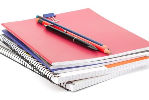 Promo Back to School, Buku Tulis dan Alat Sekolah Harganya Miring - GenPI.co