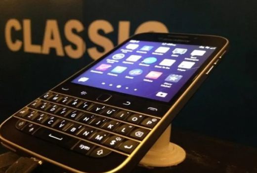 BlackBerry Is Back! Smartphone Qwerty 5G Bakal Diluncurkan - GenPI.co
