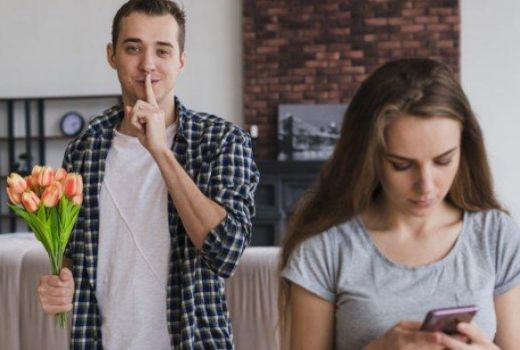 4 Alasan Pria Idamanmu Bisa Jatuh Cinta Sama Kamu, Nomor 3 Wajib - GenPI.co