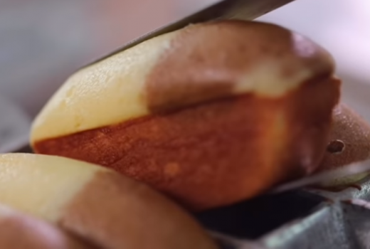 Resep & Bahan Kue Pukis, Begini Cara Bikinnya Tanpa Gunakan Oven - GenPI.co