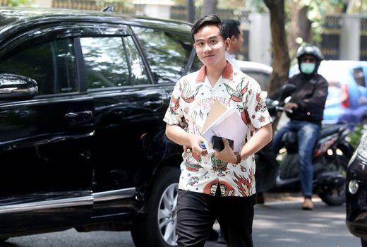 Gibran Putra Jokowi Lawan Kotak Kosong? Nih Analisisnya - GenPI.co
