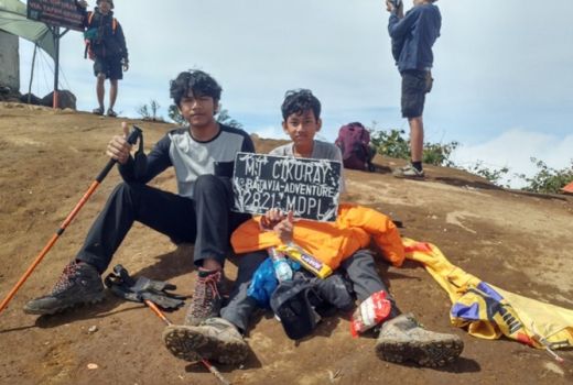 Kisah 2 Remaja Pertama Kali Mendaki 5 Gunung Dalam Waktu 2 Minggu - GenPI.co