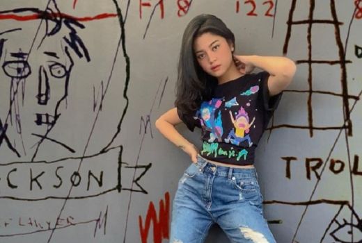 Intip Outfit Kekinian Buat Malam Minggu ala Yoriko Angeline - GenPI.co