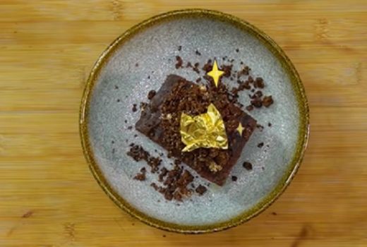 Resep Milk Bath Bertabur Emas ala Chef Arnold Purnomo Bikin Nagih - GenPI.co
